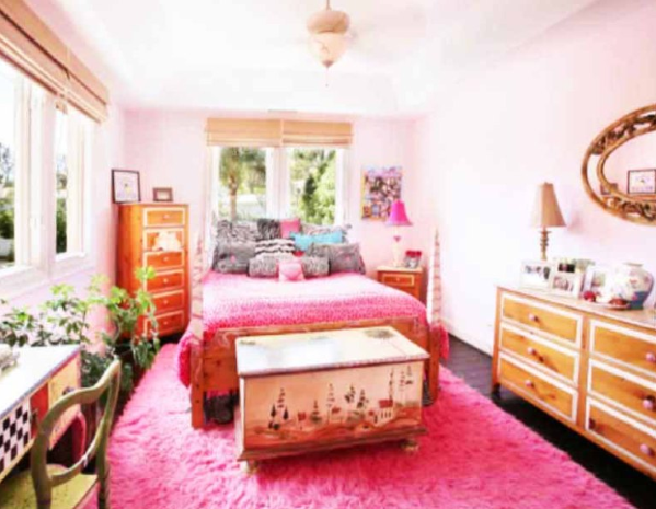 kamar tidur pink